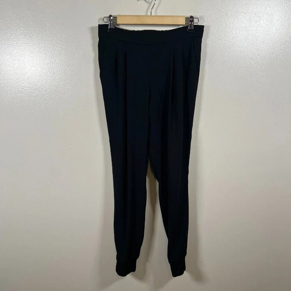 Aritzia Babaton Harvey Pleated Jogger Pant Size 2 Black Work Office Career - Picture 2 of 10